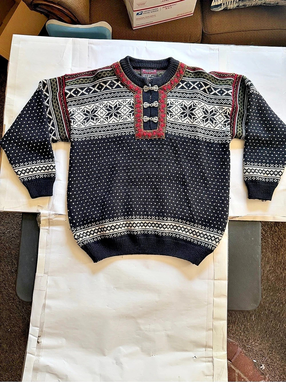 Norwool Norwegian knit sweater Geometric Wool Sweater in Black & Red Size Large